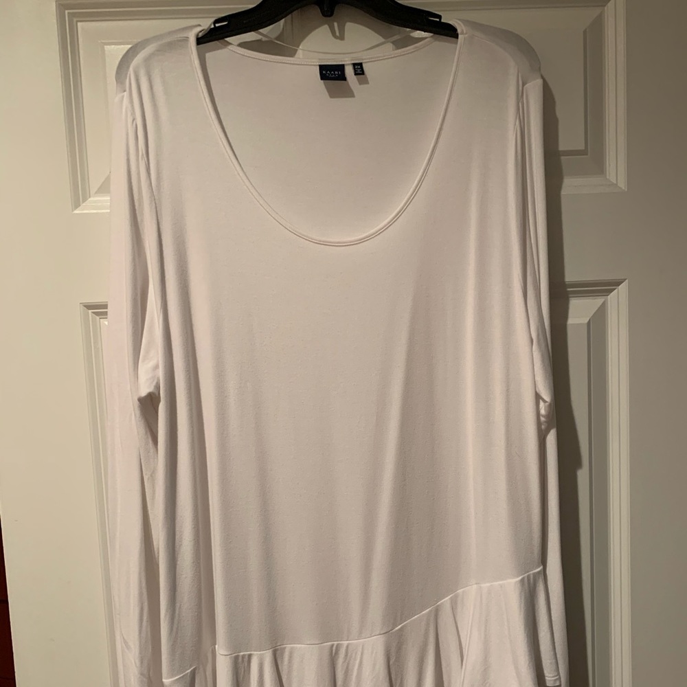 Cute White Long Sleeve Top